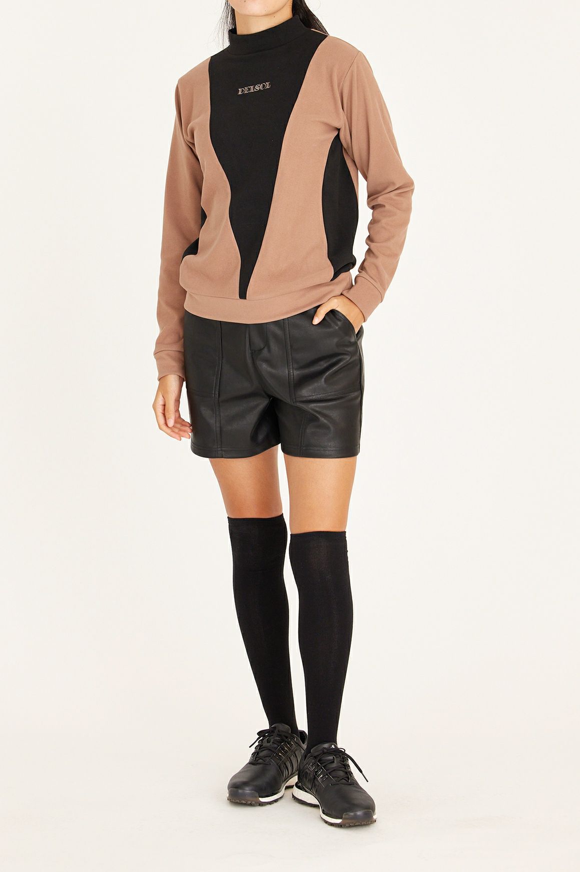 デルソルゴルフのパンツ