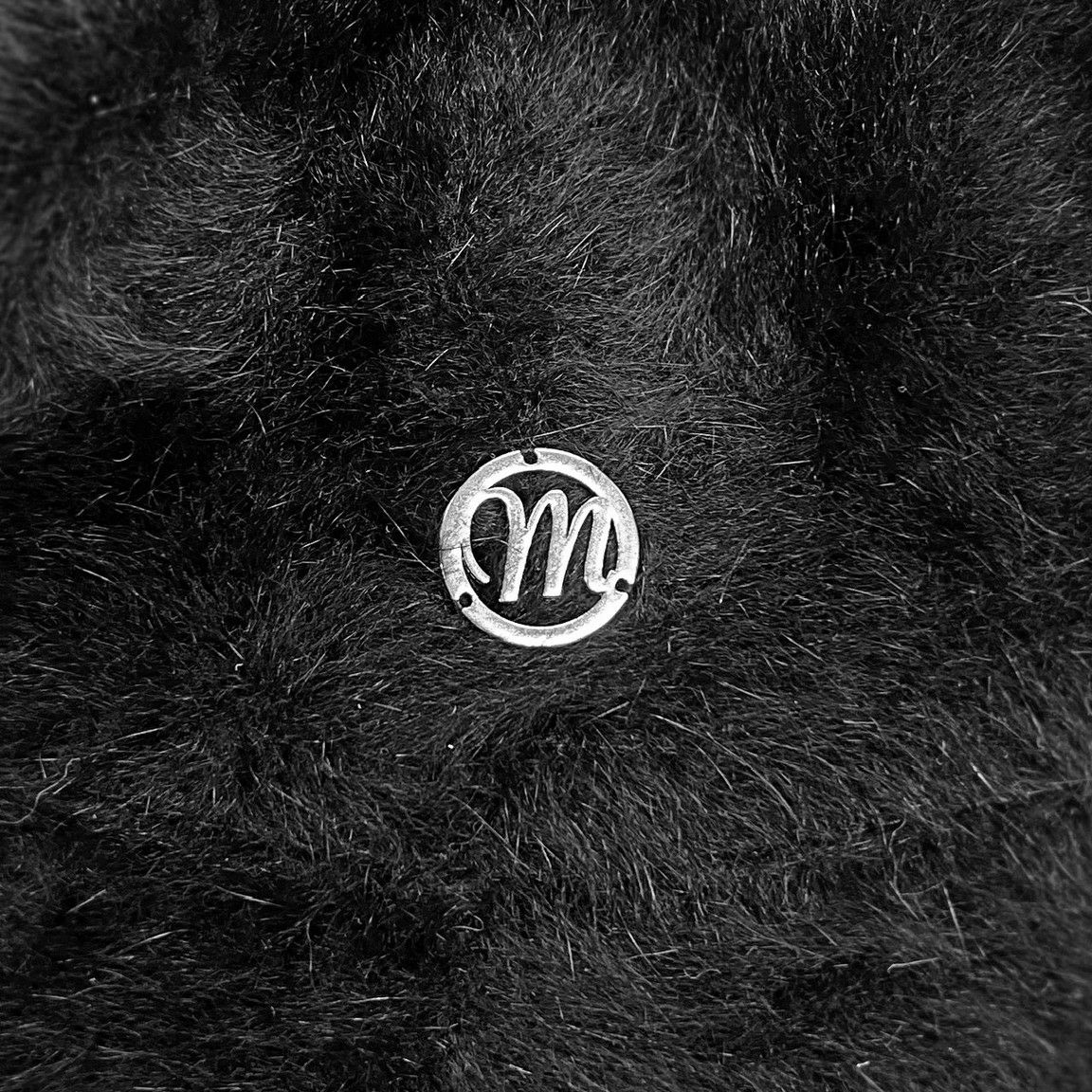 モナデルソルのハット