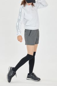 モナデルソルのパンツ