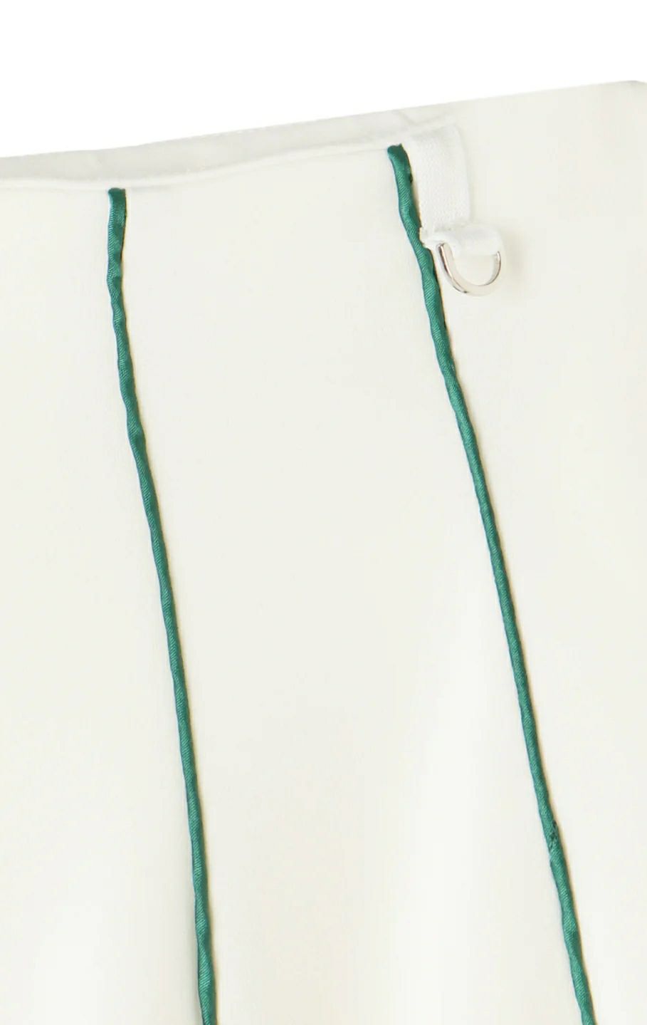 ミラーナインゴルフのスカート