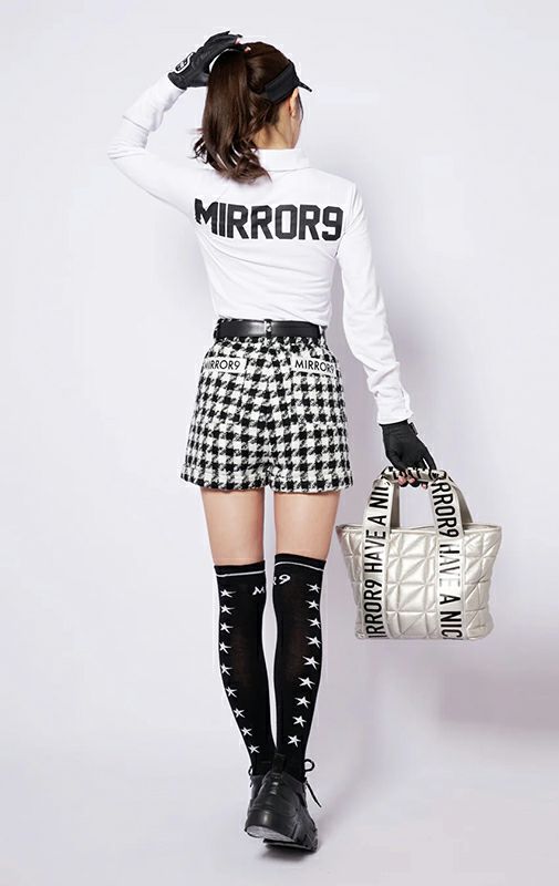 ミラーナインゴルフのショートパンツ