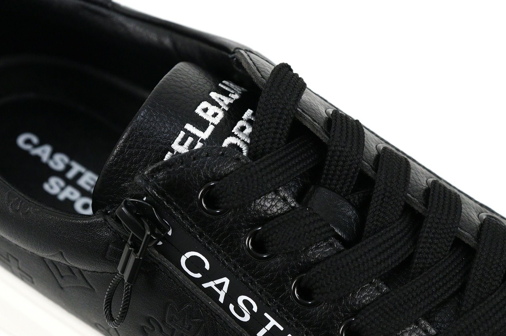 カステルバジャックのシューズ