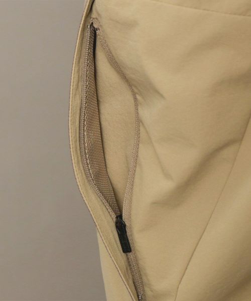 アダバットのブルゾン