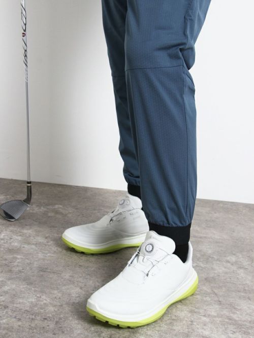 アンドゴルフのパンツ