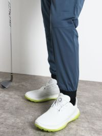 アンドゴルフのパンツ