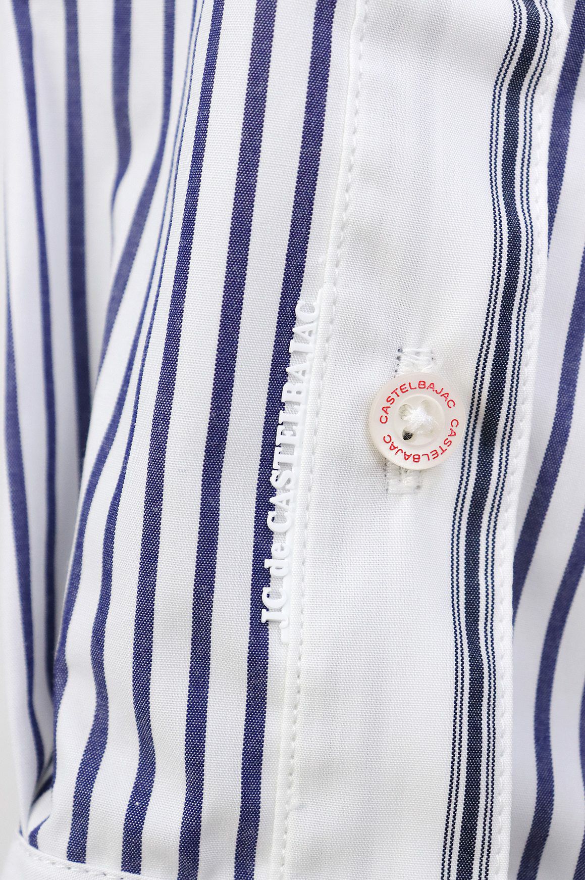 カステルバジャックのカジュアルシャツ