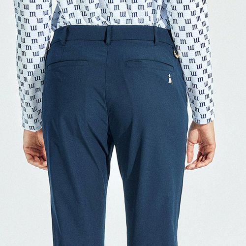 マンシングウェアのパンツ