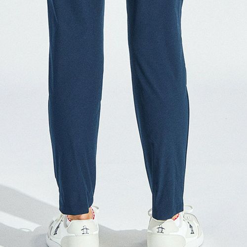 マンシングウェアのパンツ