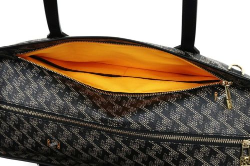 レザレクションのボストンバッグ