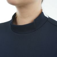 アドミラルゴルフのハイネックシャツ