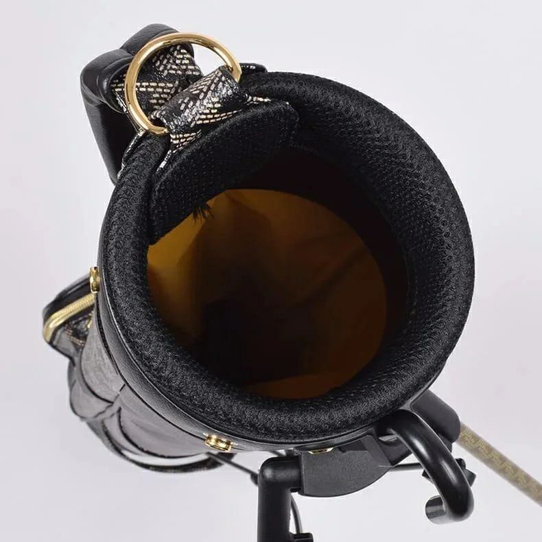 レザレクションのクラブケース