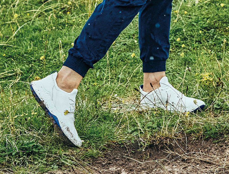 エコーゴルフのゴルフシューズ