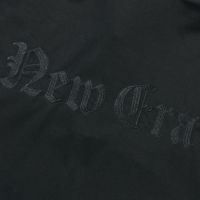 ニューエラのポロシャツ