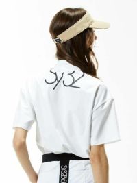 SY32のハイネックシャツ