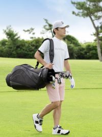 アルティコアブリヂストンゴルフのハイネックシャツ