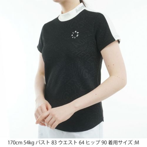 アドミラルゴルフのハイネックシャツ
