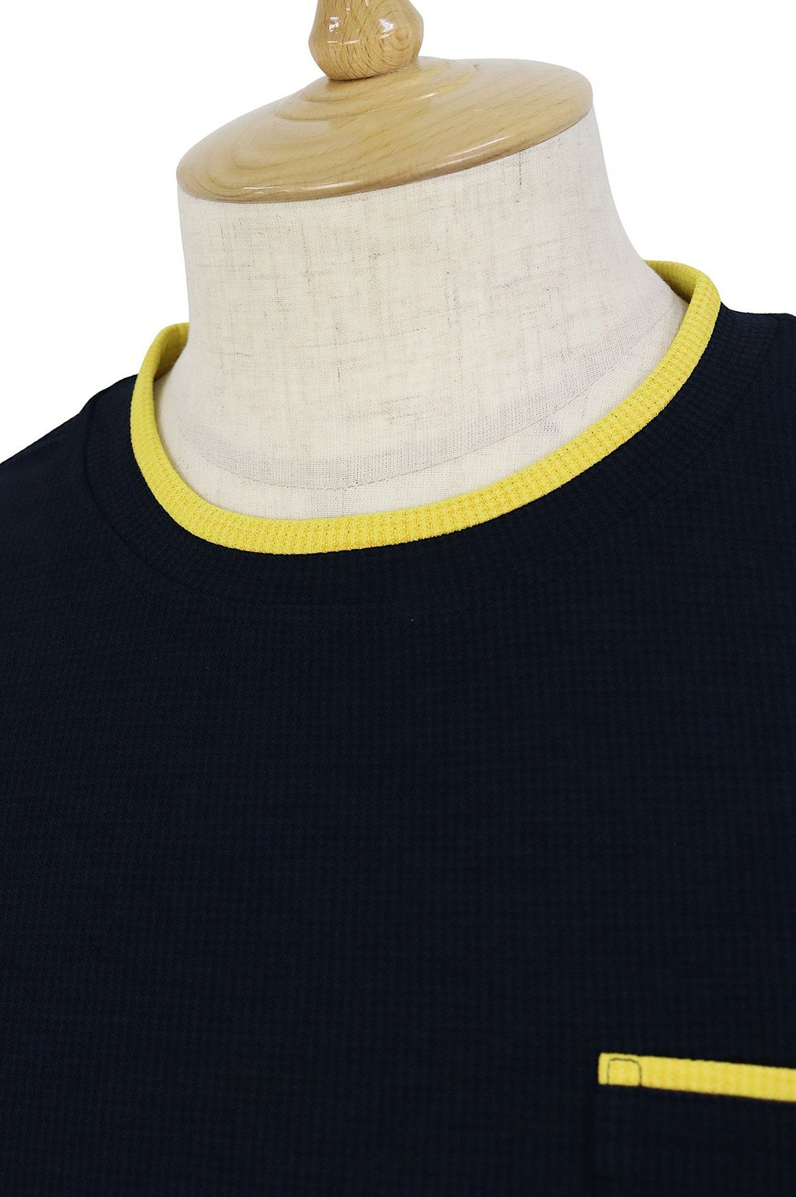 ラウラフェリーチェのTシャツ