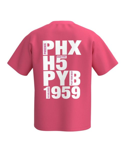 ピンのTシャツ