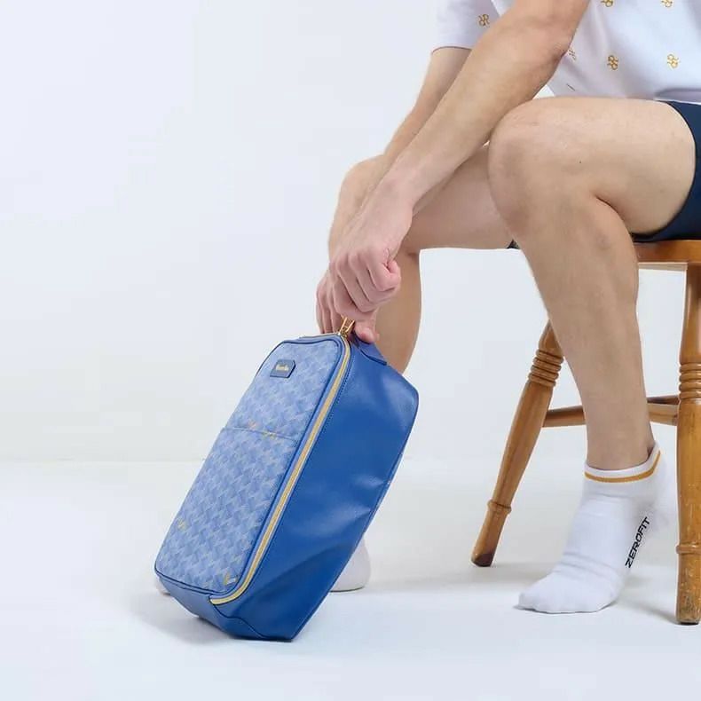 レザレクションのシューズケース