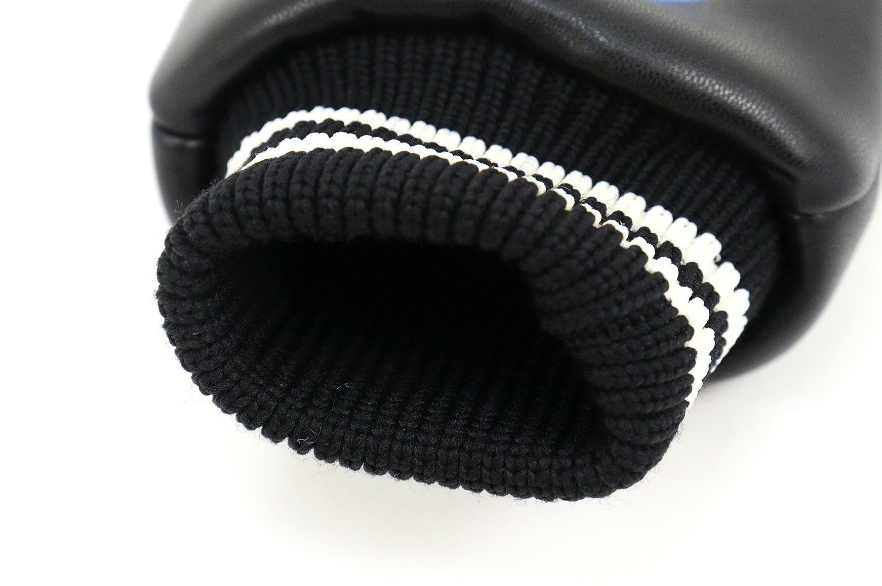 MUスポーツのヘッドカバー