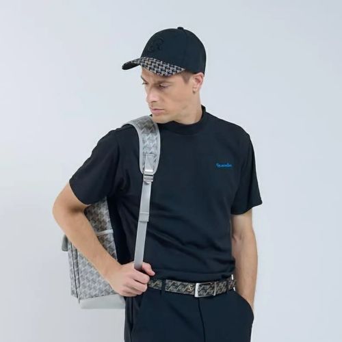 レザレクションのハイネックシャツ