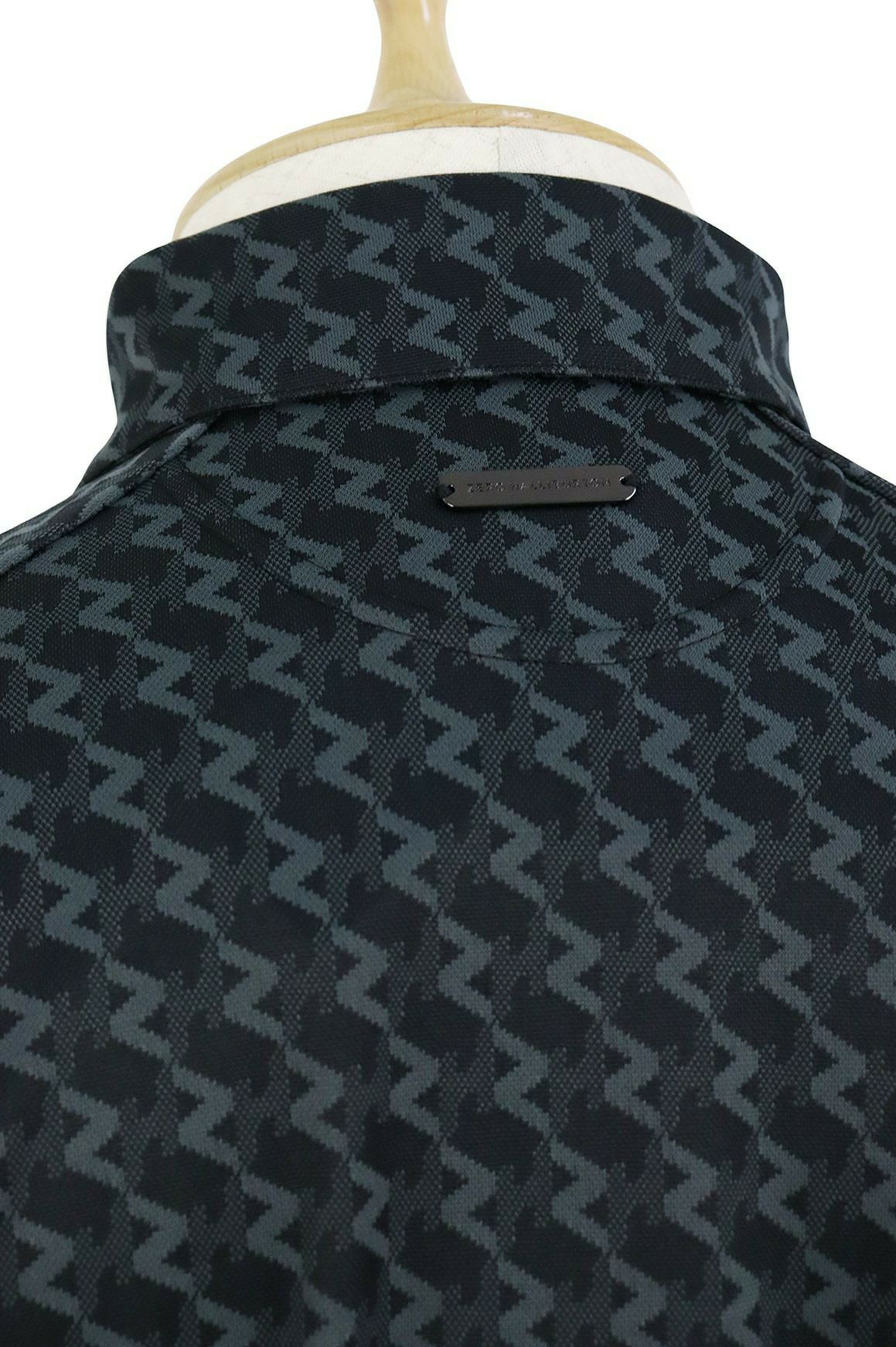 ゼロハリバートンのポロシャツ