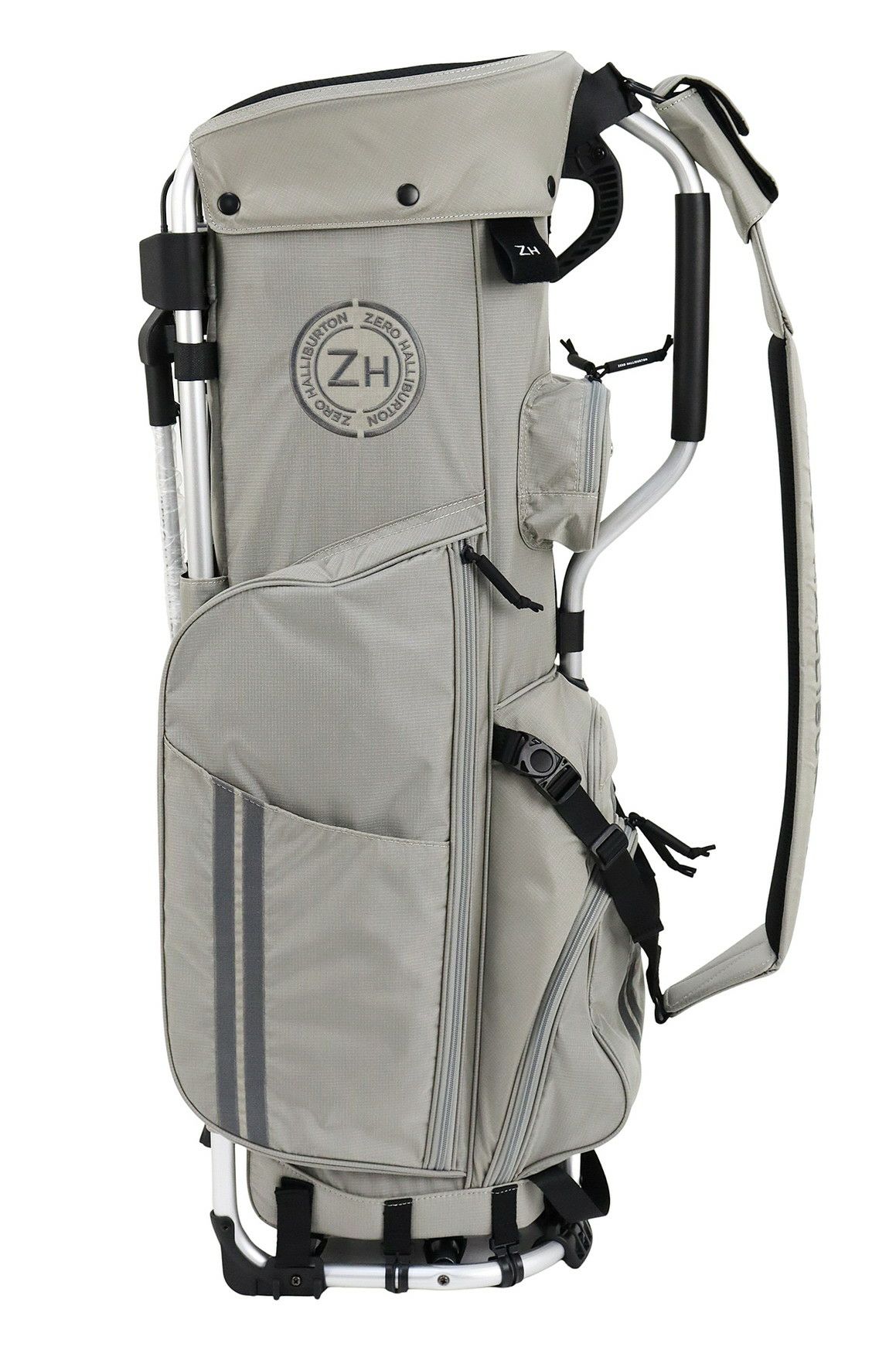 ゼロハリバートンのキャディバッグ