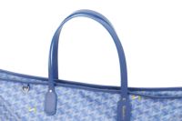 レザレクションのボストンバッグ