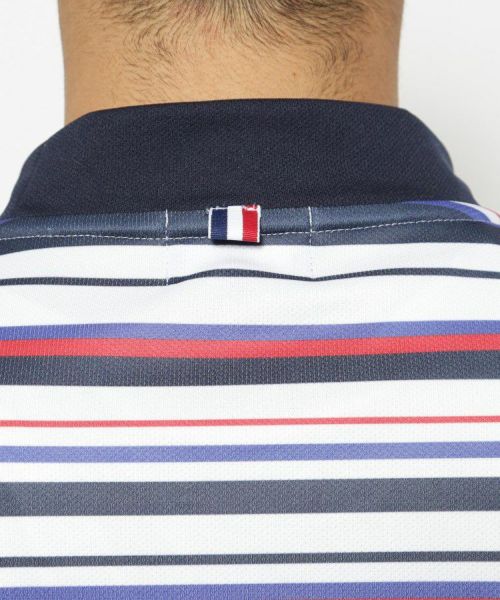 アダバットのハイネックシャツ