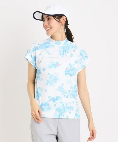 アダバットのハイネックシャツ