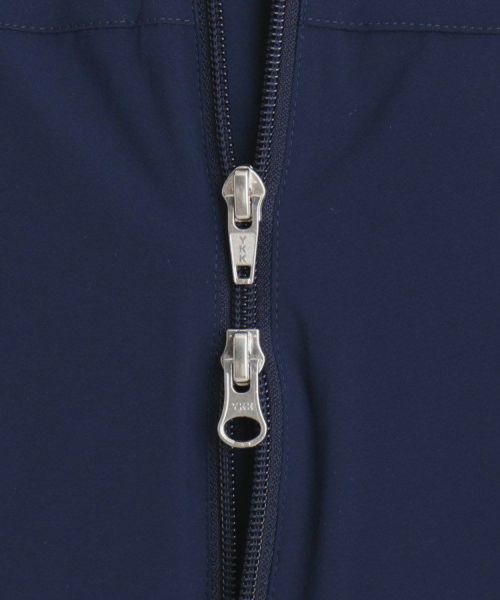 アダバットのブルゾン