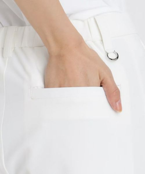 アダバットのパンツ