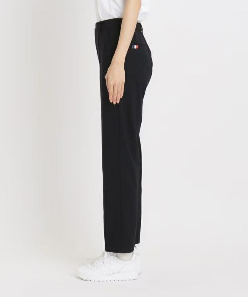 アダバットのパンツ