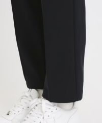 アダバットのパンツ