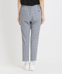 アダバットのパンツ