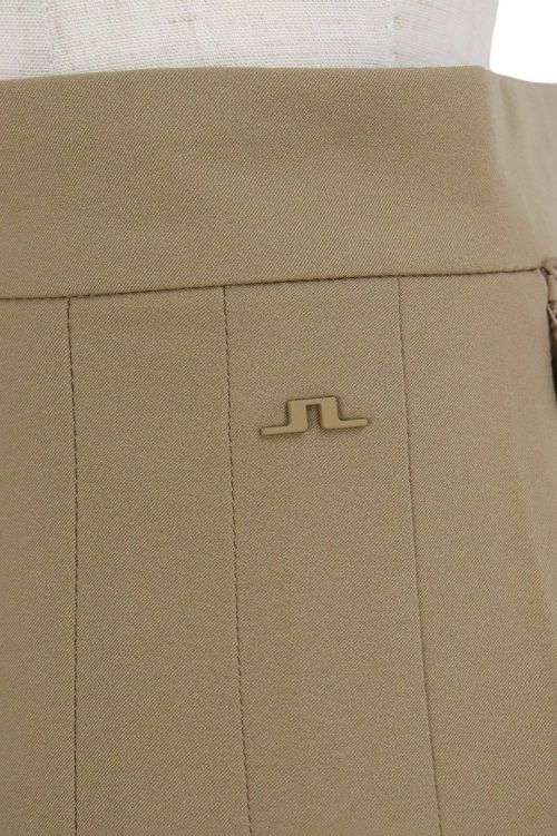 Jリンドバーグのスカート