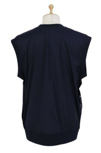 JリンドバーグのVネックベスト