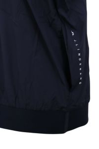 JリンドバーグのVネックベスト