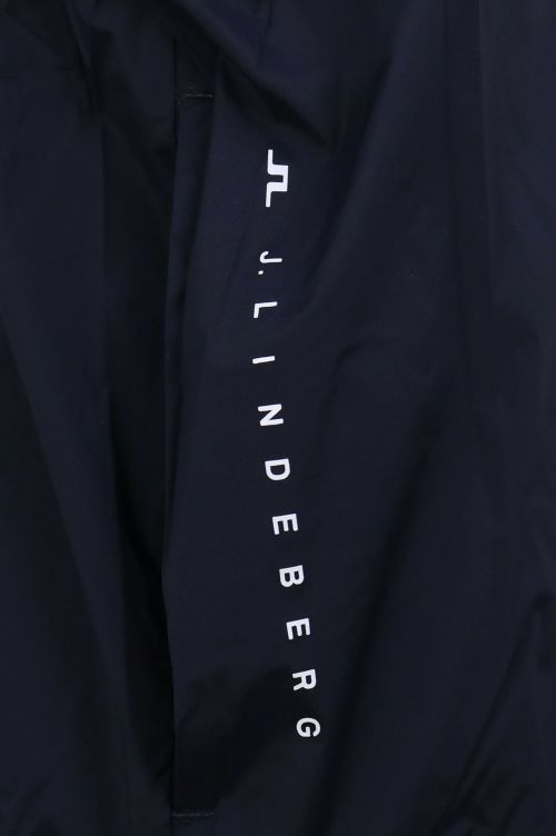 JリンドバーグのVネックベスト