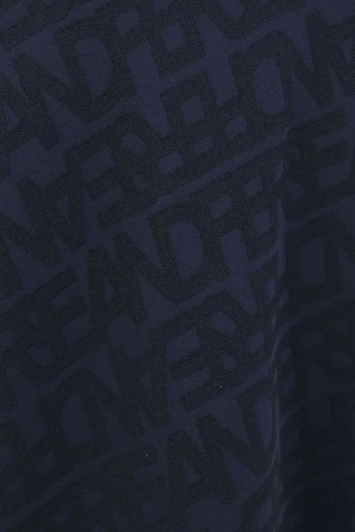 アンパスィのハイネックシャツ