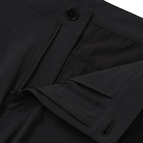 ヴィトゥエルブのショートパンツ