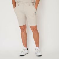 ヴィトゥエルブのショートパンツ