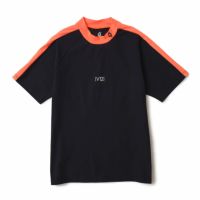 ヴィトゥエルブゴルフのハイネックシャツ