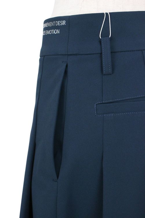 ランバンスポール日本正規品のパンツ