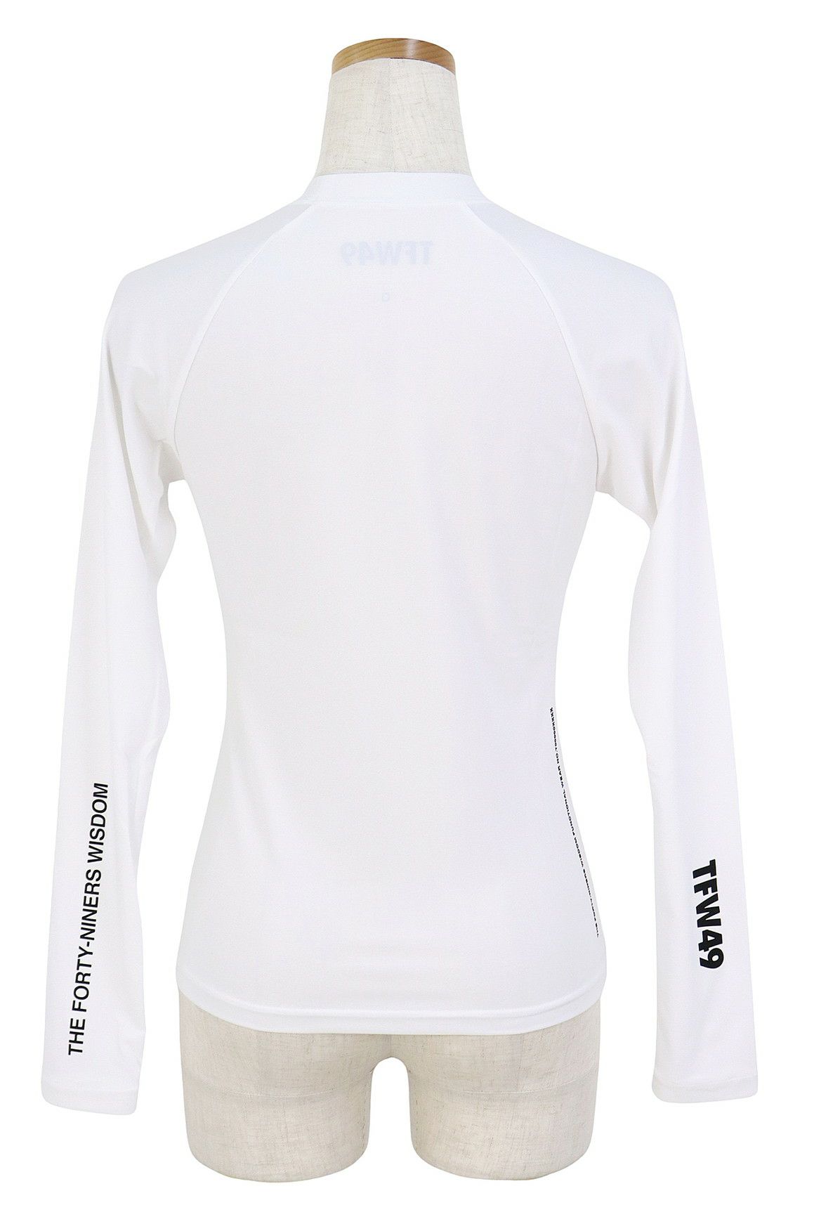 ティーエフダブリューフォーティーナインのインナーシャツ