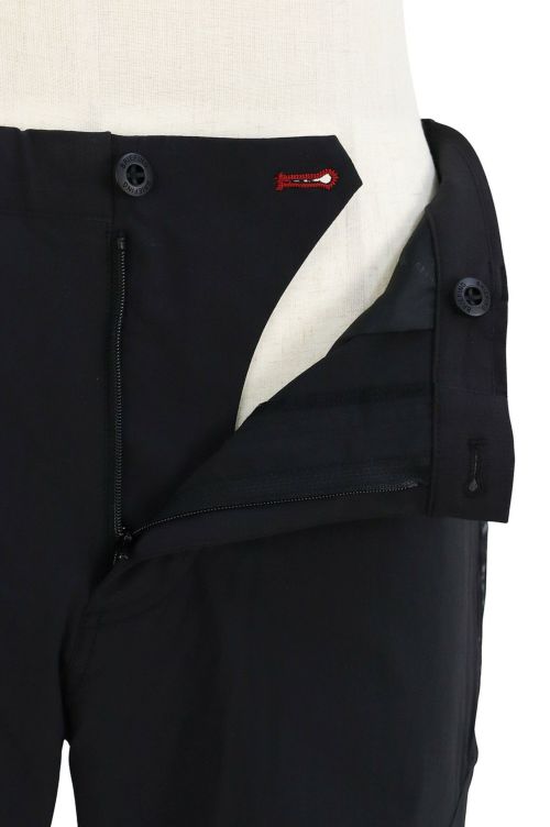 ブリーフィングゴルフのパンツ