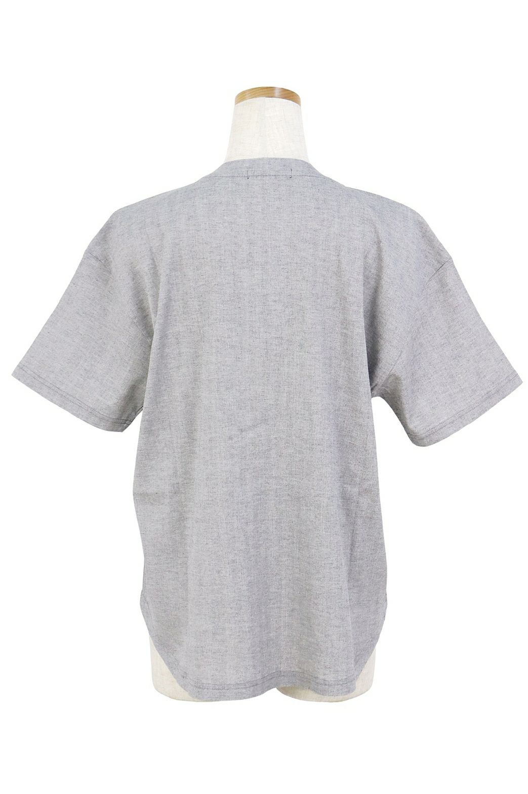 カステルバジャックのTシャツ