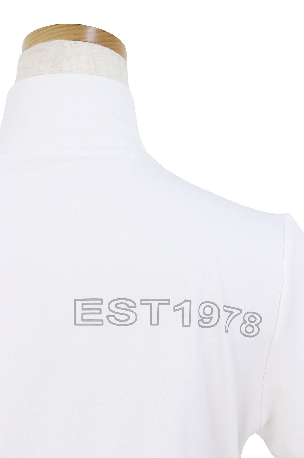 カステルバジャックのハイネックシャツ