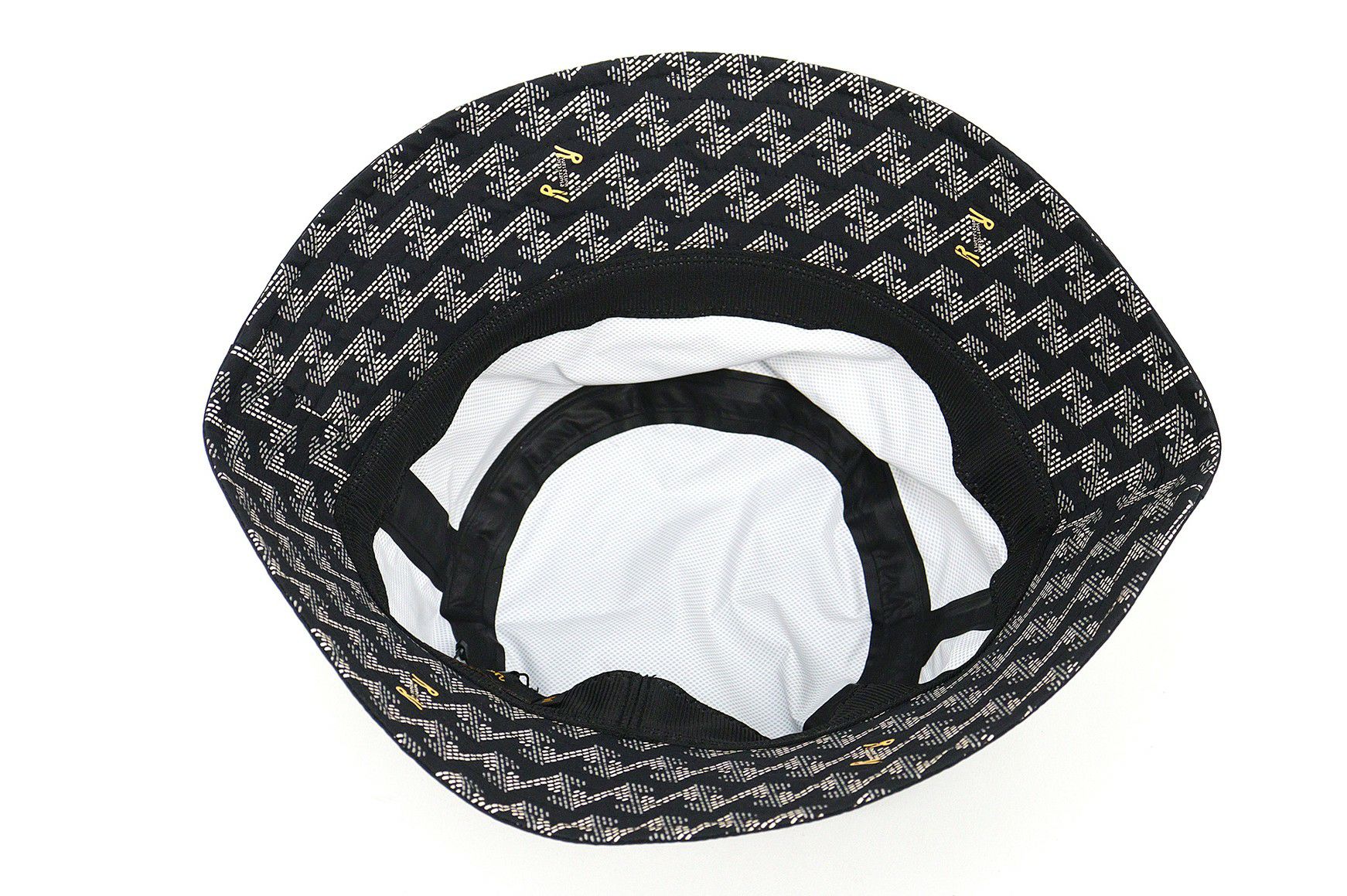 レザレクションのレインハット