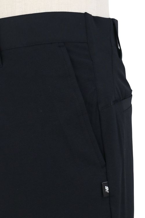 ニューバランスゴルフのパンツ